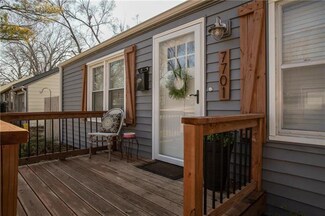 7701 W 64th Terrace, Mission, KS 66202