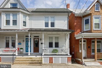 119 S Cedar St, Lititz, PA 17543