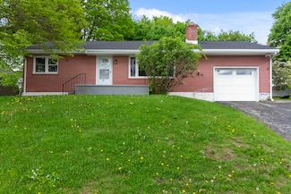 24 Manning St, New Fairfield, CT 06812