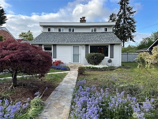 4242 S 172nd St, Seatac, WA 98188