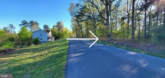 135 Crossroad School Rd, Hedgesville, WV 25427