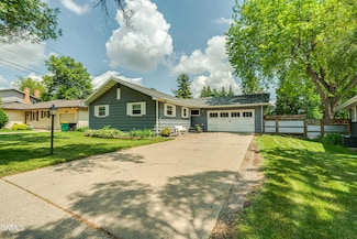 1115 Pioneer Dr, Bismarck, ND 58501