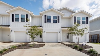 1761 Jakes Dr, Panama City, FL 32405