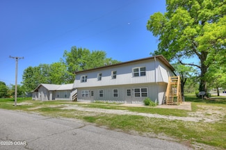 238 E 21st St, Baxter Springs, KS 66713