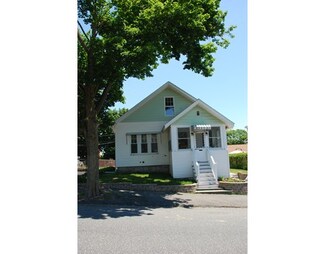 57 Fairmont Ave, Worcester, MA 01604