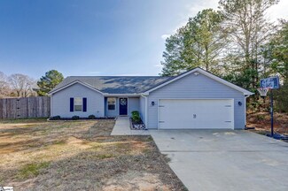 1731 Currys Lake Rd, Gray Court, SC 29645