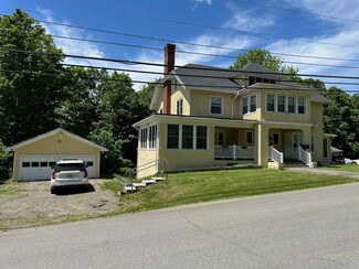 59 Free St, Dexter, ME 04930