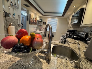 3910 Inverrary Blvd Unit 603B, Lauderhill, FL 33319