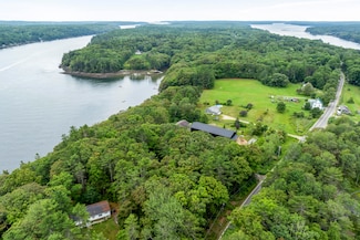 124 Main Rd, Westport Island, ME 04578