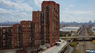 706 Harmon Cove Tower Unit 706, Secaucus, NJ 07094