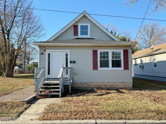41 Harding Ave, Keansburg, NJ 07734