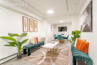 212 E 70th St Unit B, New York, NY 10021