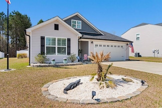 134 Winding Path Dr, Loris, SC 29569