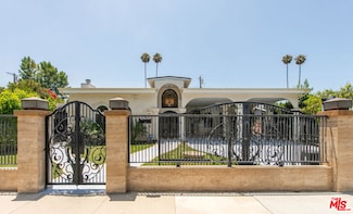20824 Martha St, Woodland Hills, CA 91367