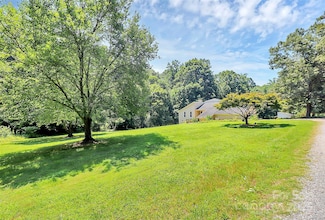 1769 Old Nc 27 Hwy, Mount Holly, NC 28120