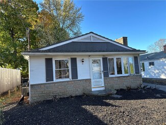 81 Wampanoag Trail, Riverside, RI 02915