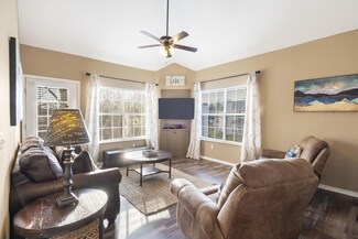 280 Meadow Ridge Ln Unit 6, Branson, MO 65616