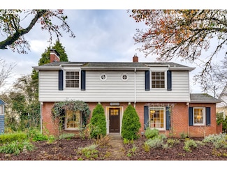 205 NE Billingher Dr, Portland, OR 97220