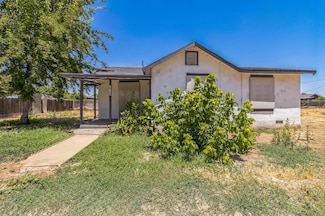 28127 Mono St, Madera, CA 93638