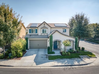 4102 Richmond Ave, Clovis, CA 93619
