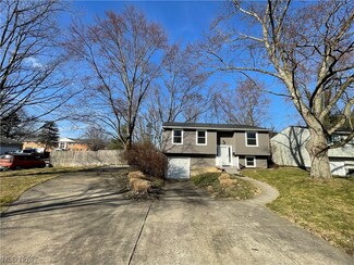 1295 Carol Dr, Kent, OH 44240