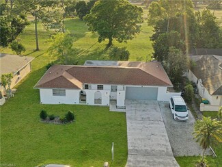 3084 41st St SW, Naples, FL 34116