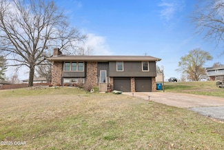 122 Valleyview Dr, Joplin, MO 64804