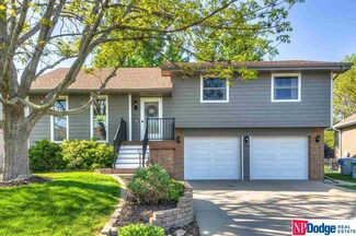 12813 Lillian St, Omaha, NE 68138