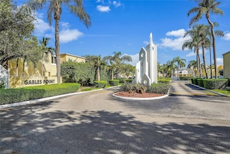 6840 SW 45th Ln Unit 8, Miami, FL 33155