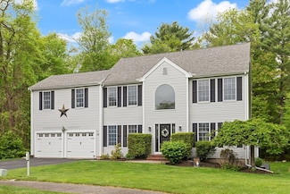 24 Penniman Cir, Stoughton, MA 02072