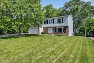 3895 Mars Dr, Brunswick, OH 44212