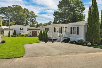 10 Black Forest Rd, North Hampton, NH 03862