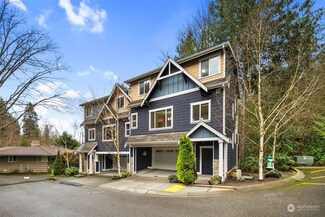23814 Cedar Ct Unit 2, Mountlake Terrace, WA 98043