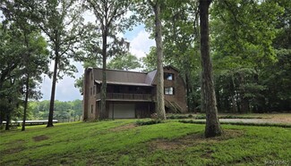 967 Strickland Landing Rd, Autaugaville, AL 36003