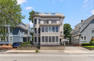 30 S Angell St Unit 3, Providence, RI 02906