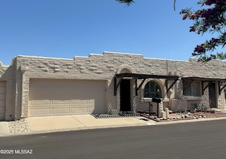 972 W Pinaleno Ln, Tucson, AZ 85704
