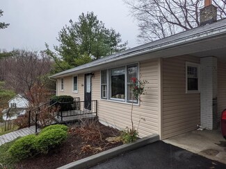 774 Hench St, Bedford, PA 15522