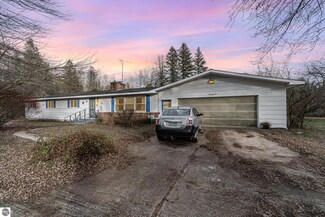 79 S Shepherd Rd, Mount Pleasant, MI 48858