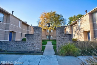 250 Briarcrest Dr Unit 129, Ann Arbor, MI 48104