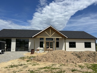 188 Beartown Rd, Loretto, TN 38469