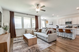 509 Poplar St, Princeton, TX 75407