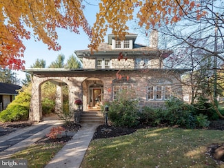 712 N 30th St, Allentown, PA 18104