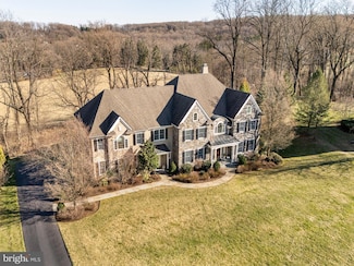 6 Ashwood Ln, Malvern, PA 19355