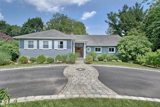 527 Purchase St, Rye, NY 10580