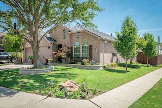 1400 Canary Dr, Little Elm, TX 75068