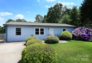 2263 Starbrooke Dr, Newton, NC 28658