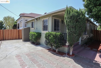 6921 Flora St, Oakland, CA 94621