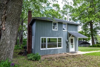 3218 Aalseth Ln, Stoughton, WI 53589