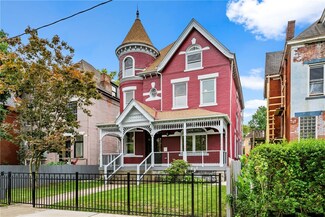 5512 Hays St, Pittsburgh, PA 15206