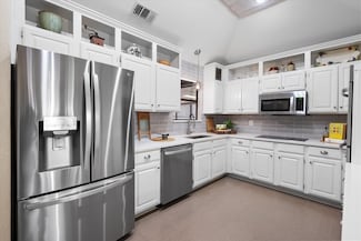 1512 Cobblestone Dr, Desoto, TX 75115